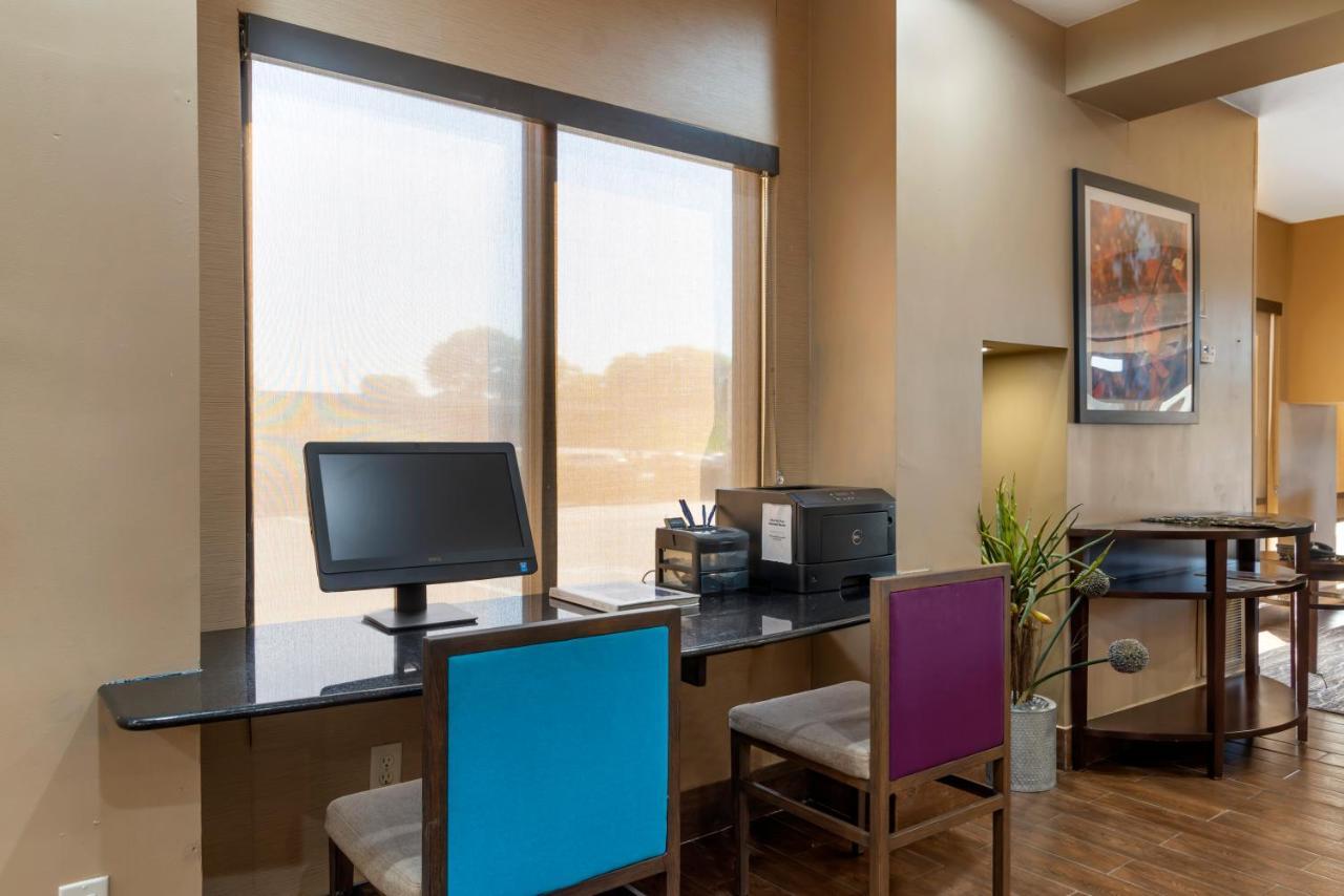 Comfort Suites Locust Grove Atlanta South Bagian luar foto