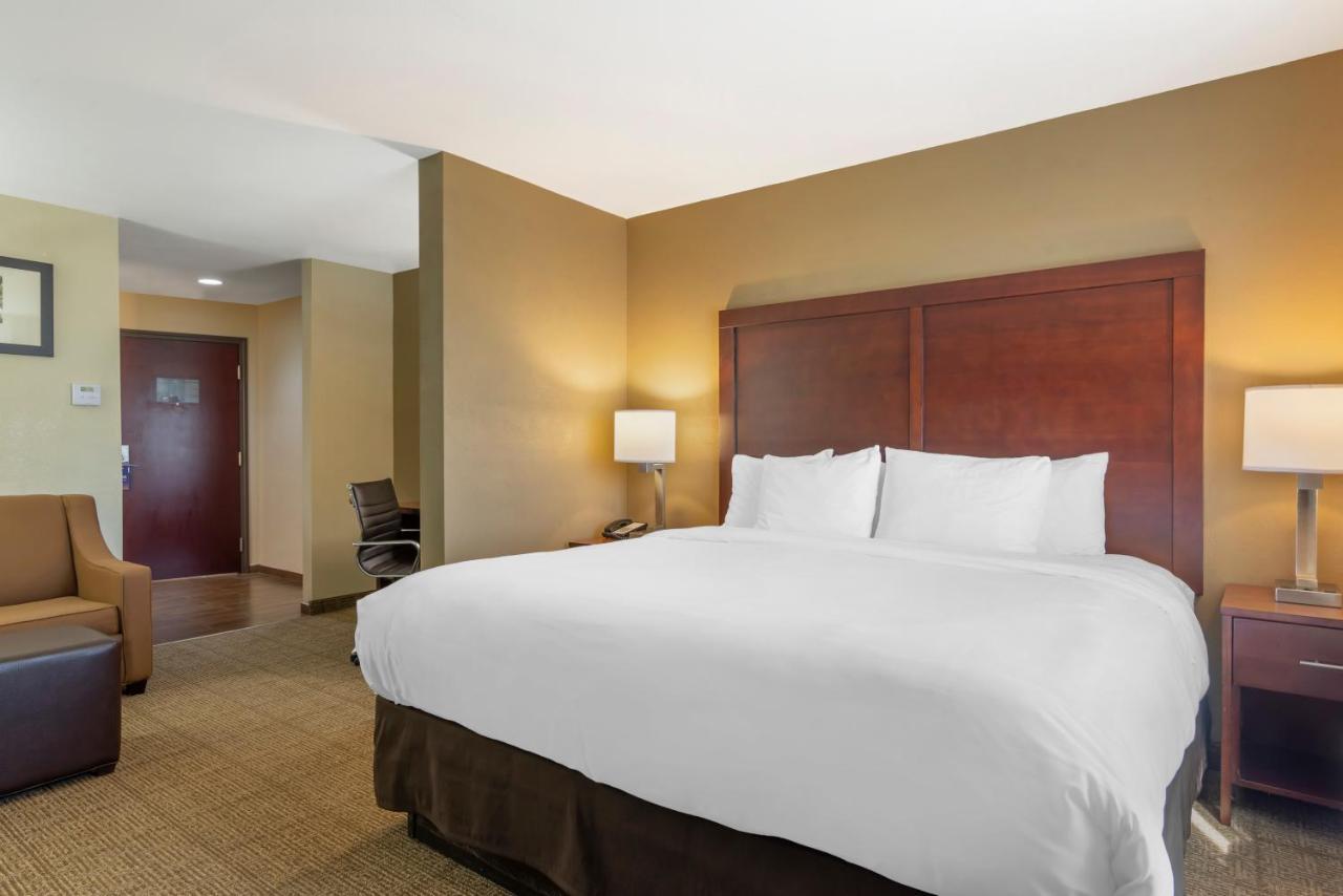 Comfort Suites Locust Grove Atlanta South Bagian luar foto